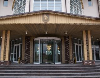 *Парк-отель "Орловский"